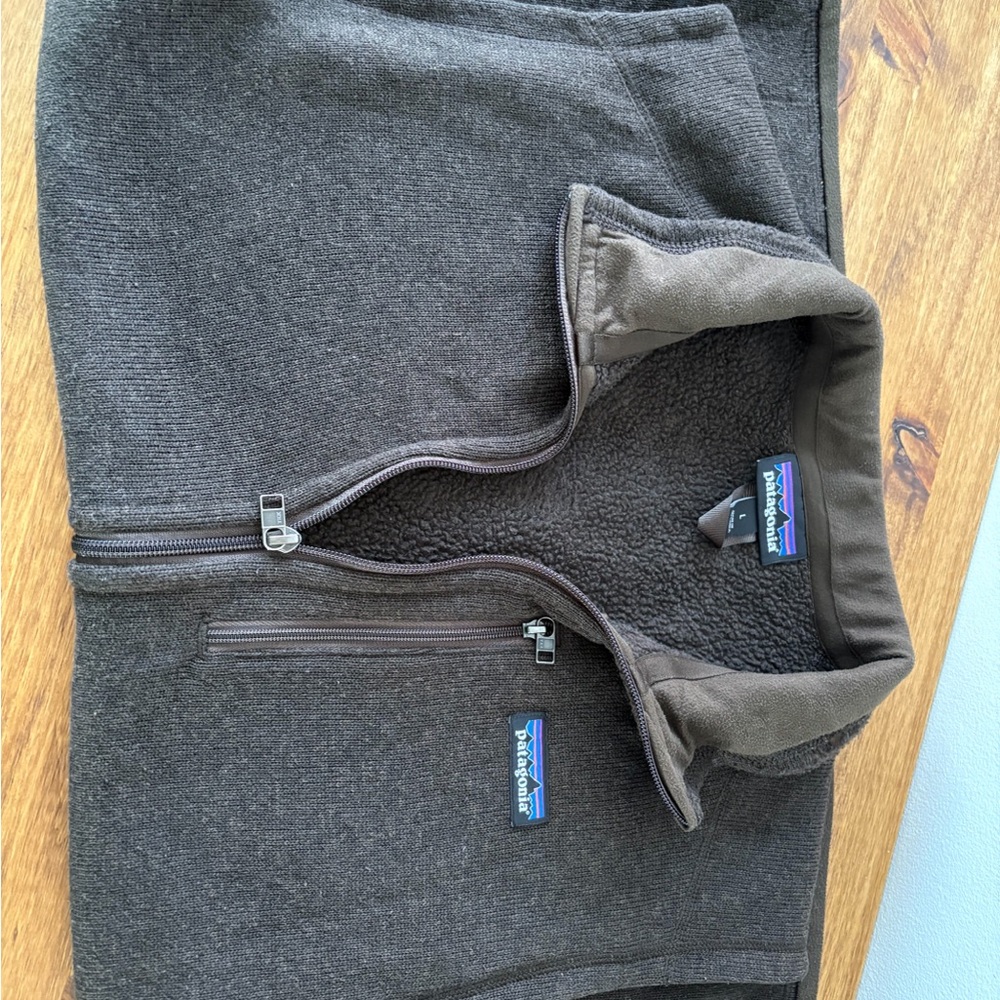 Patagonia Dark Brown Full-Zip Fleece